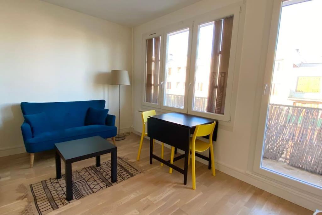Beau Studio Cosy Et Calme - Face A La Gare De Rosny-Sous-Bois - 20Mn De Paris Et Disneyland Rosny-sous-Bois Exterior foto